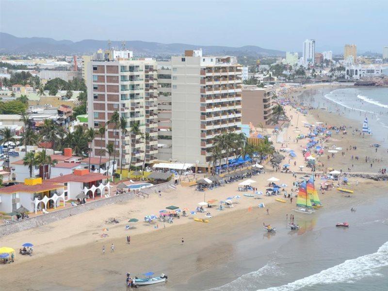 Las Flores Beach Resort Mazatlán Exteriör bild