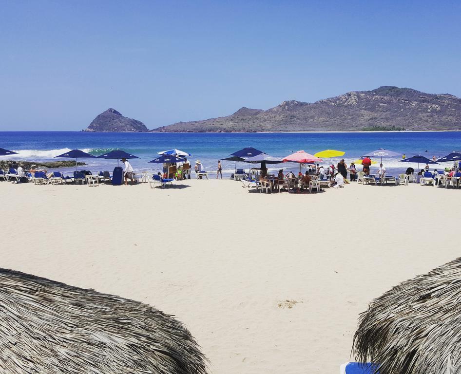 Las Flores Beach Resort Mazatlán Exteriör bild